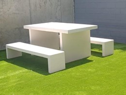 CONJUNTO MESA Y BANCOS